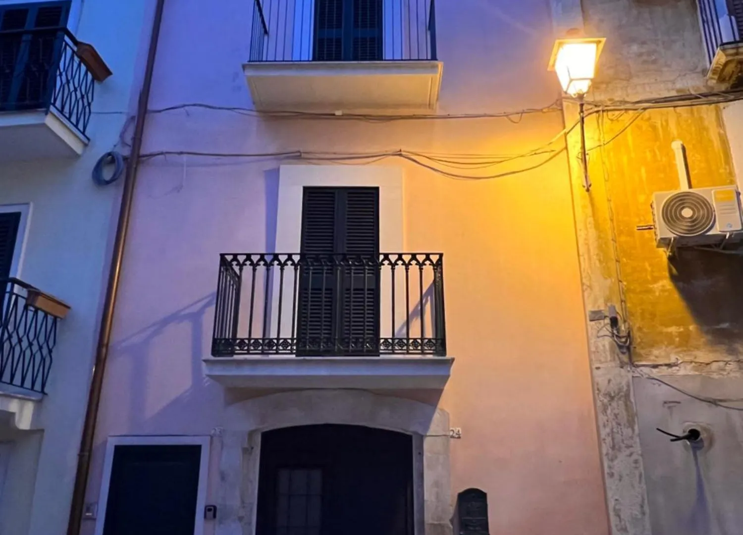 Dimora Le Scalette Apartment Bari 0*,  Olaszország